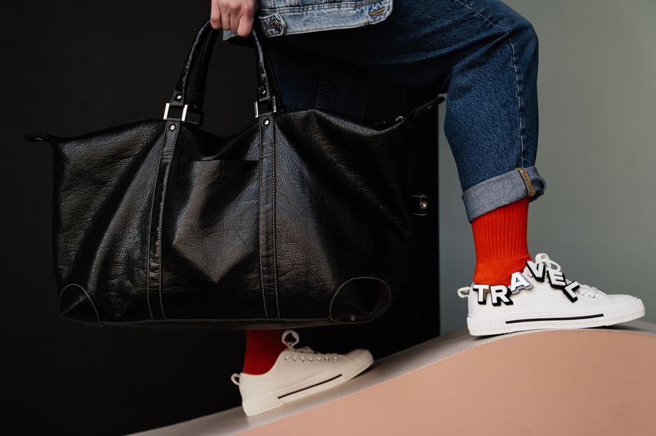 Accessoires malins en déplacement : ce qui sauve un week-end
